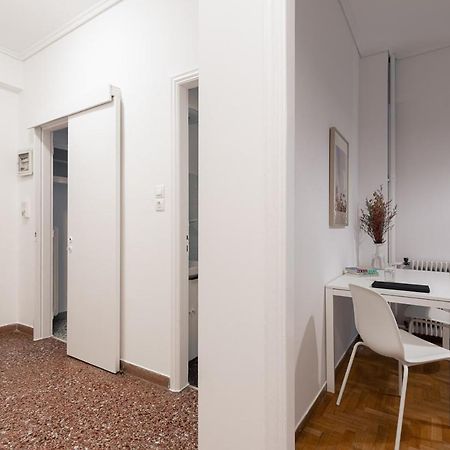 Comfort Aparment In Exarcheia Athen Exterior foto